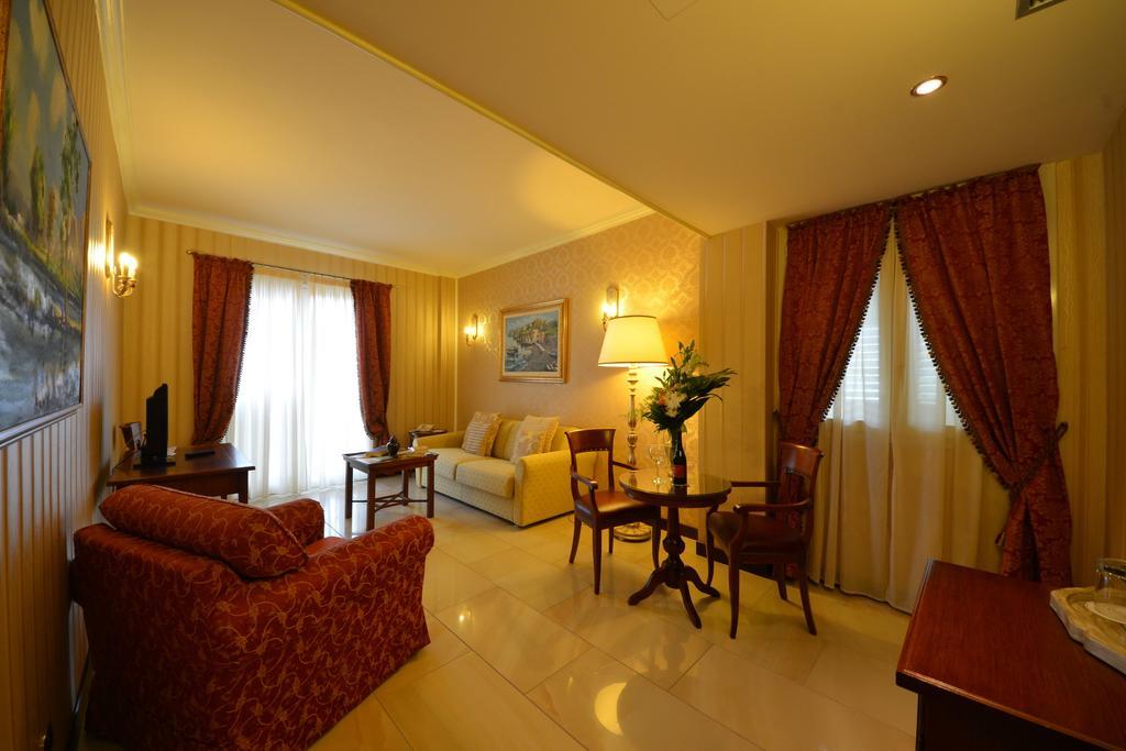 Art Hotel Diamond Naxos Taormina Giardini Naxos Exterior photo