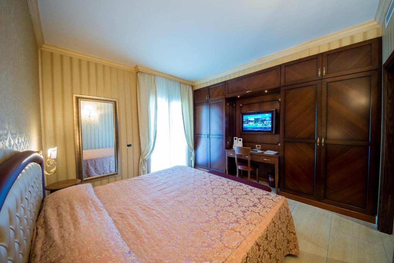 Art Hotel Diamond Naxos Taormina Giardini Naxos Exterior photo