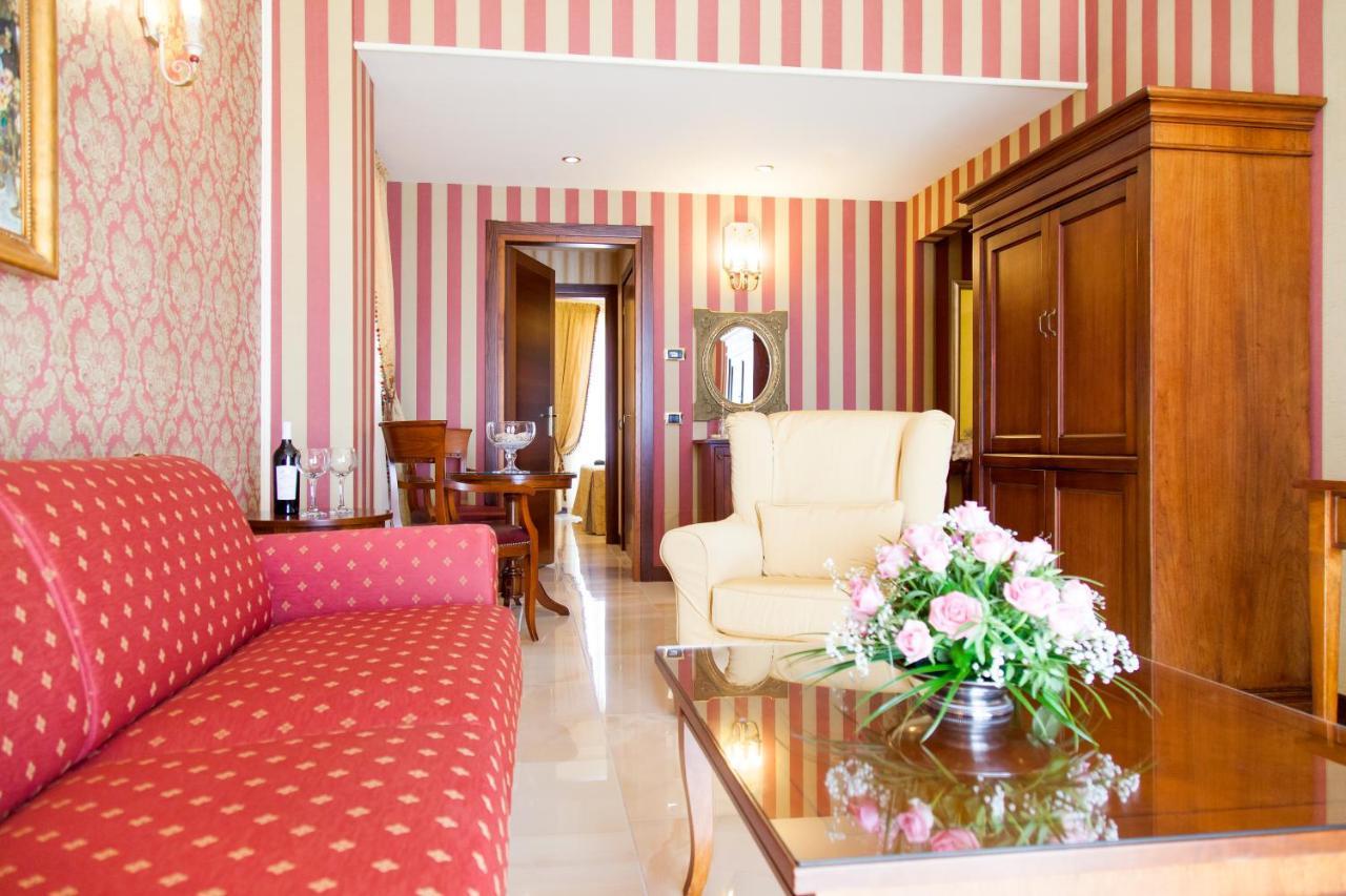 Art Hotel Diamond Naxos Taormina Giardini Naxos Exterior photo