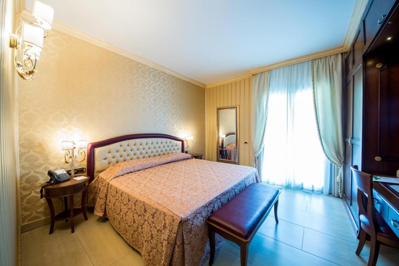 Art Hotel Diamond Naxos Taormina Giardini Naxos Exterior photo