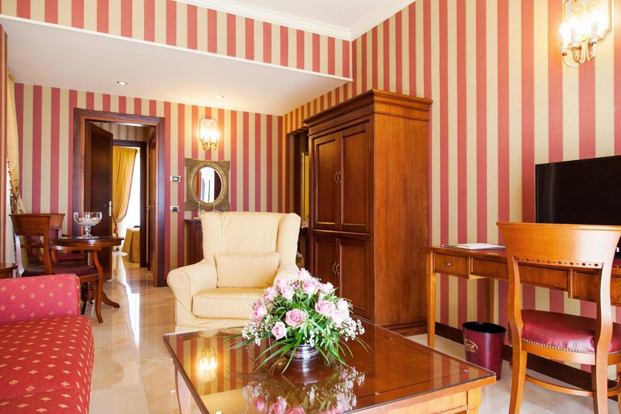 Art Hotel Diamond Naxos Taormina Giardini Naxos Exterior photo